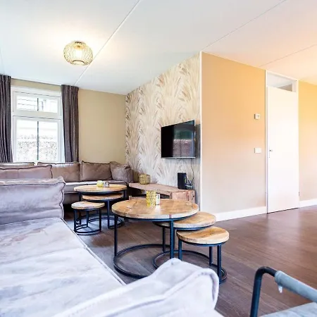 Villa Luxurious With Dishwasher, In The Nature Of De Veluwe